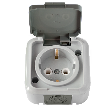 Беларусь Розетка с заземлением наружная IP54