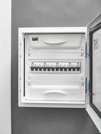 IEK ARMAT Автоматический выключатель M06N 3P D 4А