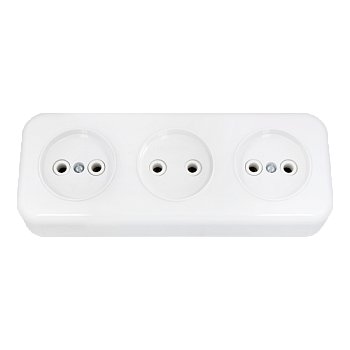 Беларусь Розетка тройная наружная