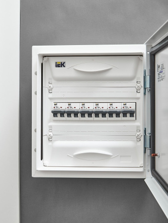 IEK ARMAT Автоматический выключатель M06N 2P B 6А