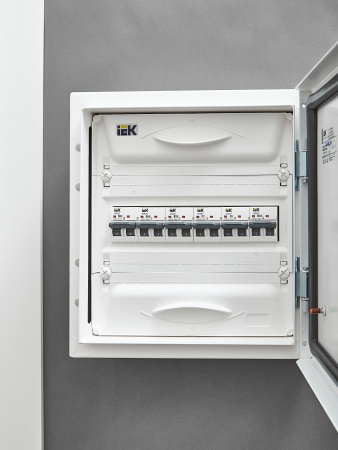 IEK ARMAT Автоматический выключатель M06N 2P C 3А