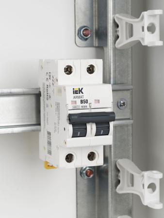IEK ARMAT Автоматический выключатель M06N 2P B 50А