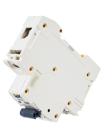 IEK ARMAT Автоматический выключатель M06N 1P C 32А