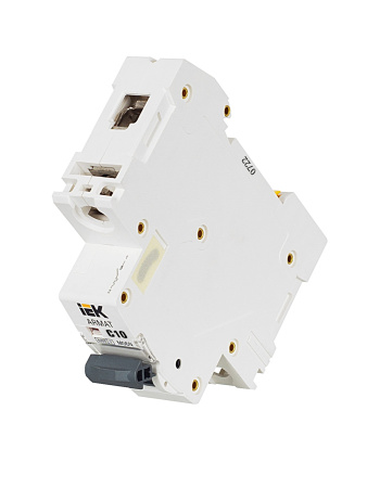 IEK ARMAT Автоматический выключатель M06N 1P C 10А