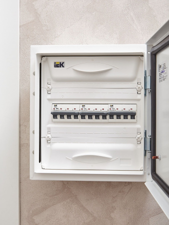 IEK ARMAT Автоматический выключатель M06N 4P C 13А